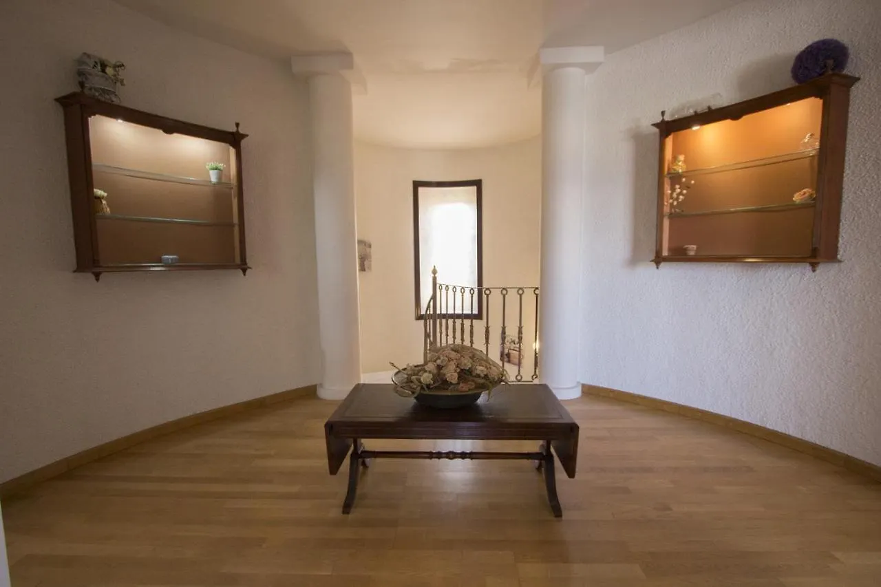 Catalunya Casas Close To Salou And Just Steps From The Village! Alcover Villa